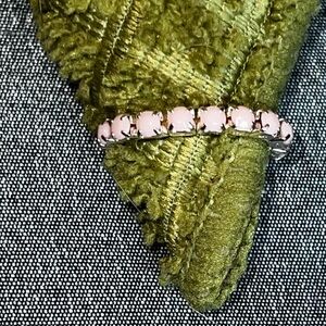 Set of 2 elastic stone toe rings